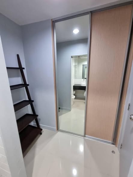 room interior of Ideo Mix Sukhumvit 103