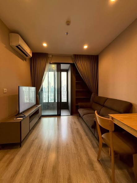 bedroom of Ideo Mobi Asoke