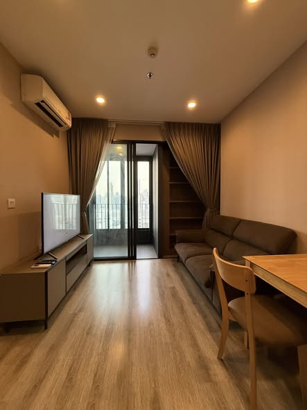 bedroom of Ideo Mobi Asoke