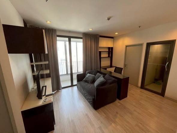 bedroom and living room and room interior of Ideo Mobi Rama 9