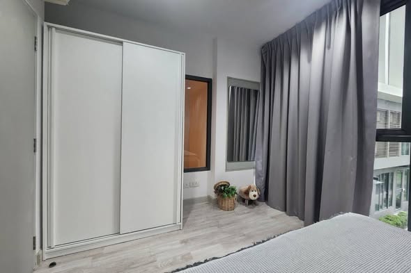 bedroom and room interior of Ideo Mobi Rama 9