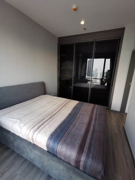 bedroom of Ideo Mobi Rang Nam
