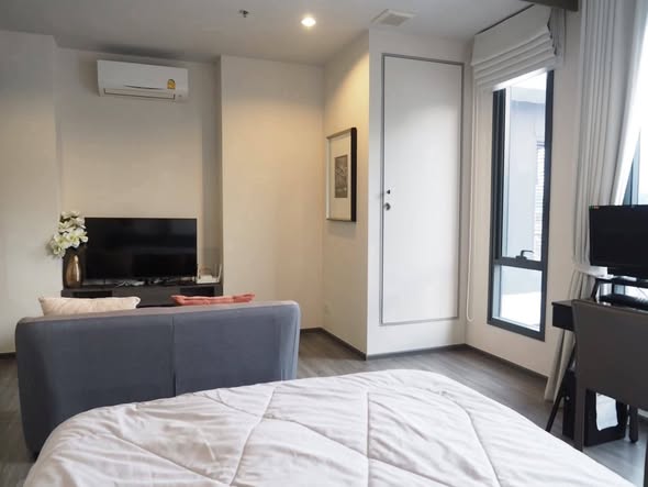 bedroom and room interior of Ideo Mobi Rang Nam