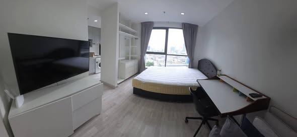 bedroom of Ideo Mobi Sathorn