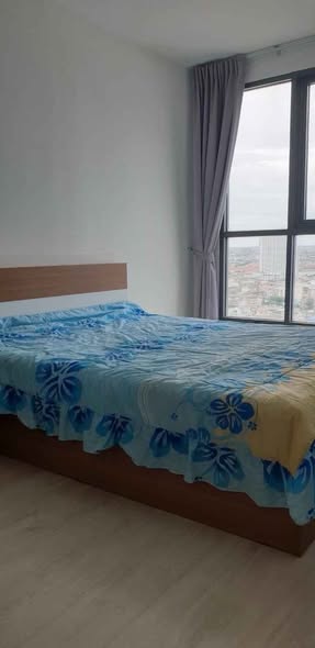 bedroom of Ideo Mobi Sathorn
