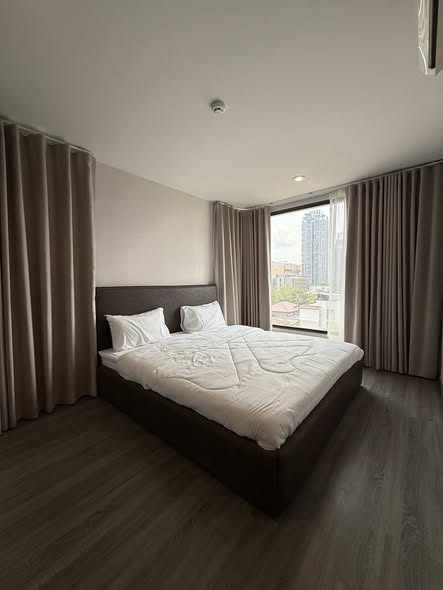 bedroom of Ideo Mobi Sukhumvit 40
