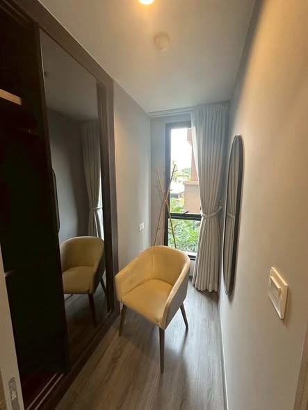 bedroom and room interior of Ideo Mobi Sukhumvit 40