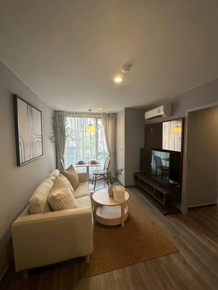 living room of Ideo Mobi Sukhumvit 40