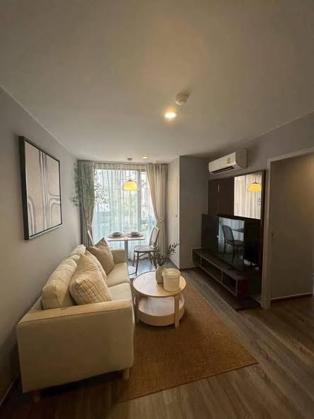 living room of Ideo Mobi Sukhumvit 40
