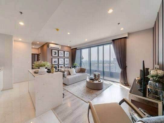 bedroom and living room of Ideo Mobi Sukhumvit 66