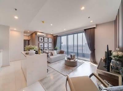 living room and bedroom of Ideo Mobi Sukhumvit 66