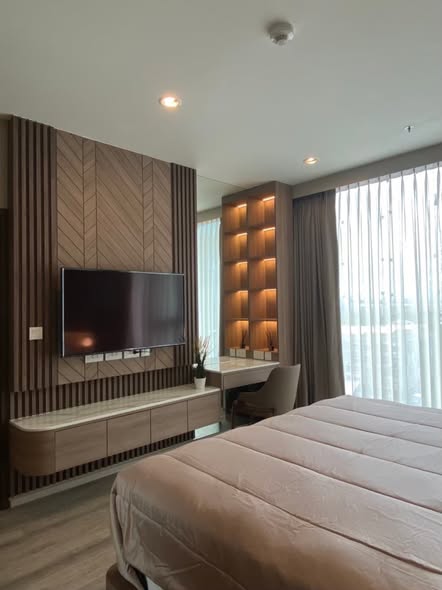 living room and bedroom of Ideo Mobi Sukhumvit 66