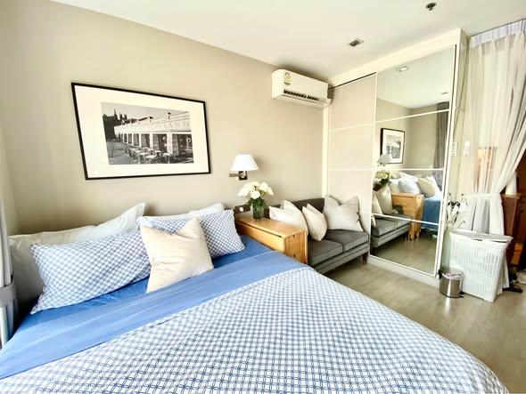 bedroom of Ideo Mobi Sukhumvit 81