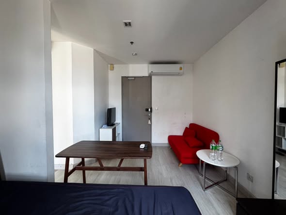 bedroom of Ideo Mobi Sukhumvit 81