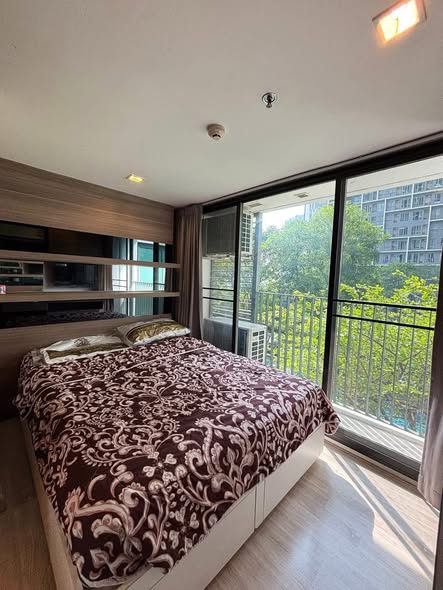 bedroom of Ideo Mobi Sukhumvit 81