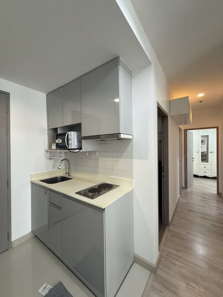 kitchen of Ideo Mobi Sukhumvit 81