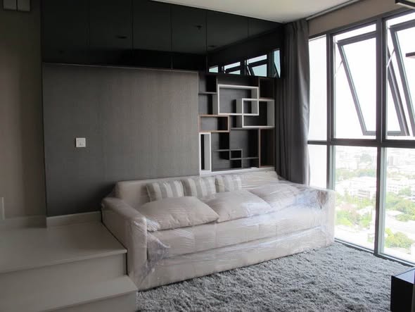 living room and bedroom of Ideo Mobi Sukhumvit 81