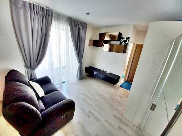 living room and bedroom of Ideo Mobi Sukhumvit 81