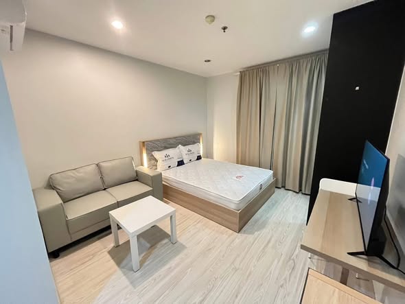 bedroom of Ideo Mobi Sukhumvit Eastgate