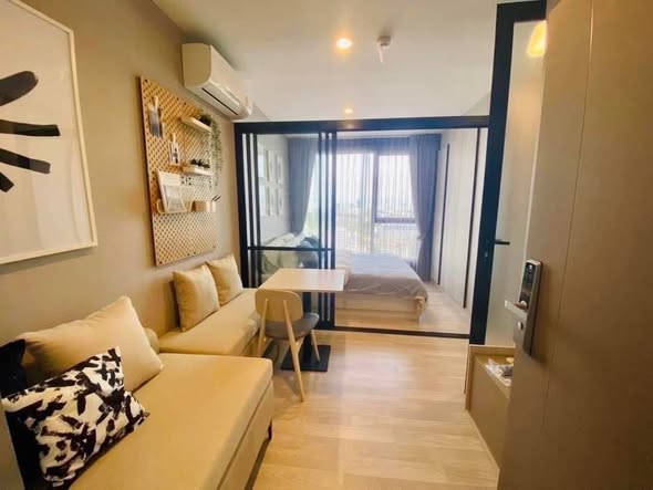 bedroom of Ideo Mobi Sukhumvit Eastpoint