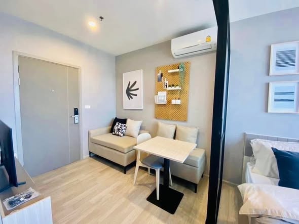 bedroom of Ideo Mobi Sukhumvit Eastpoint