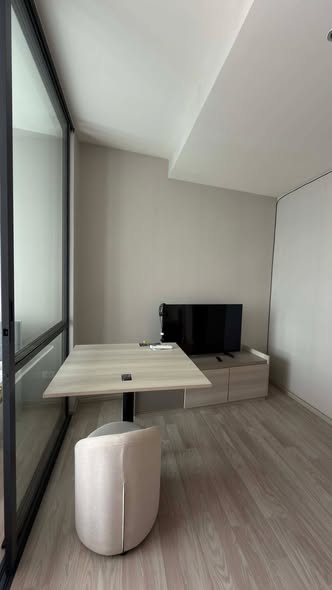 bedroom of Ideo Mobi Sukhumvit Eastpoint