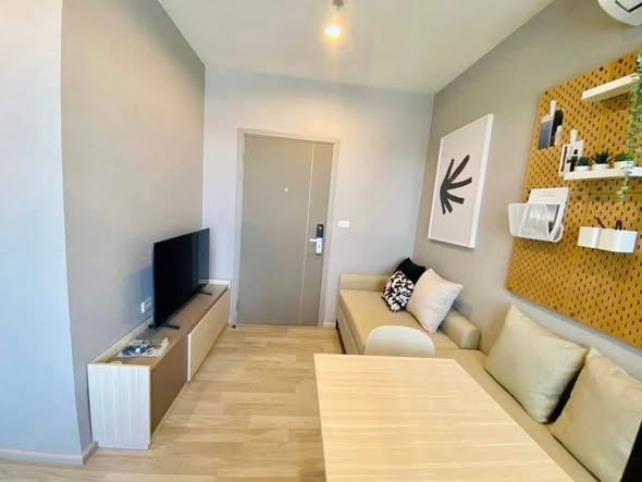 living room of Ideo Mobi Sukhumvit Eastpoint