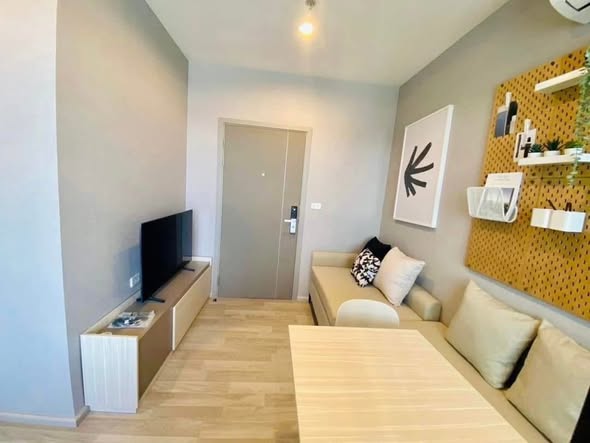 living room of Ideo Mobi Sukhumvit Eastpoint
