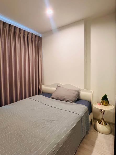 bedroom of Ideo Mobi Wongsawang Interchange