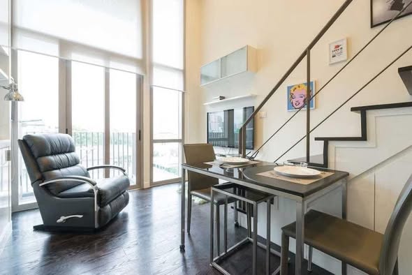 living room of Ideo Morph 38