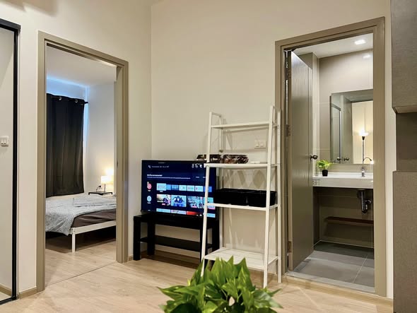bedroom and room interior of Ideo New Rama 9
