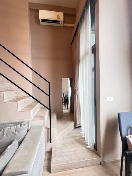 room interior of Ideo New Rama 9