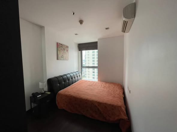bedroom of Ideo Q Phaya Thai