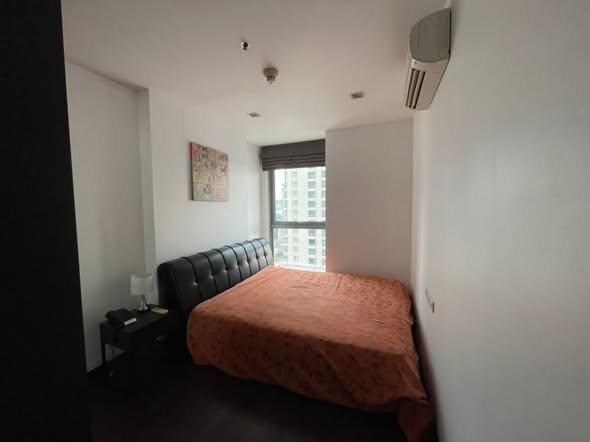 bedroom of Ideo Q Phaya Thai