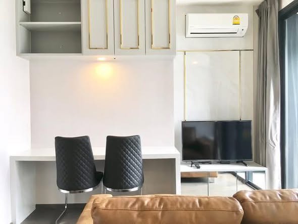 living room and bedroom of Ideo Q Ratchathewi