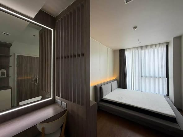 bedroom and room interior of Ideo Q Sukhumvit 36