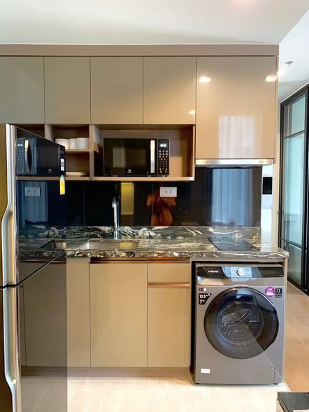 kitchen of Ideo Q Sukhumvit 36