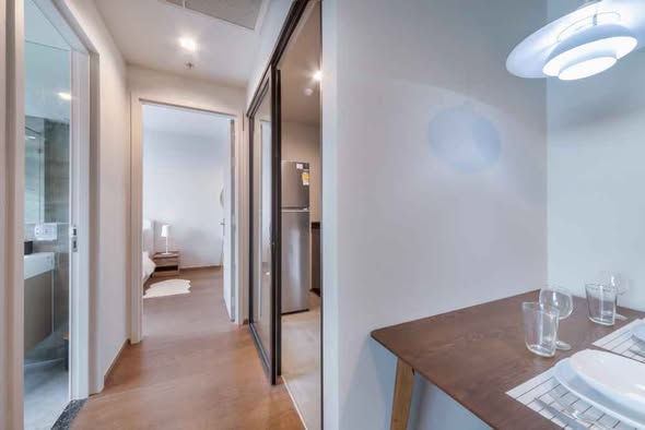 room interior and bathroom of Ideo Q Sukhumvit 36