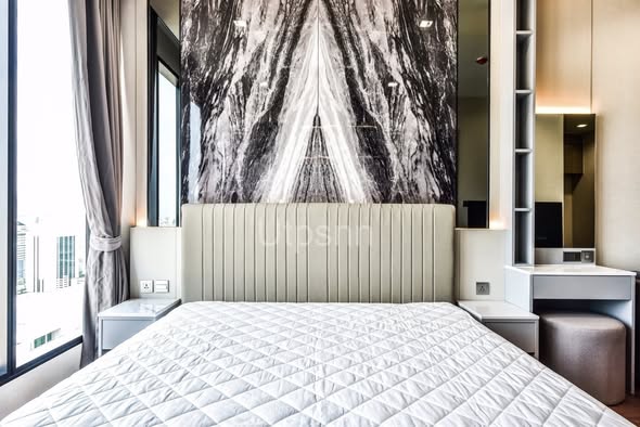 bedroom of Ideo Q Victory
