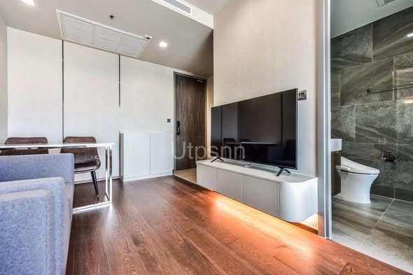 room interior of Ideo Q Victory