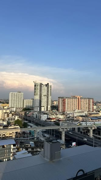 Ideo Ramkamhaeng Lamsali Station