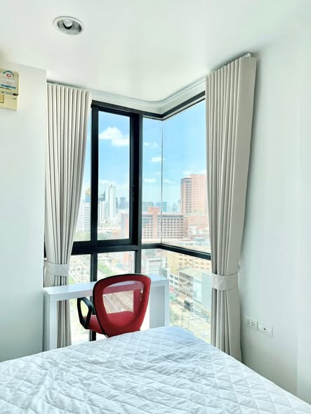 bedroom of IDEO Ratchada-Huai Khwang