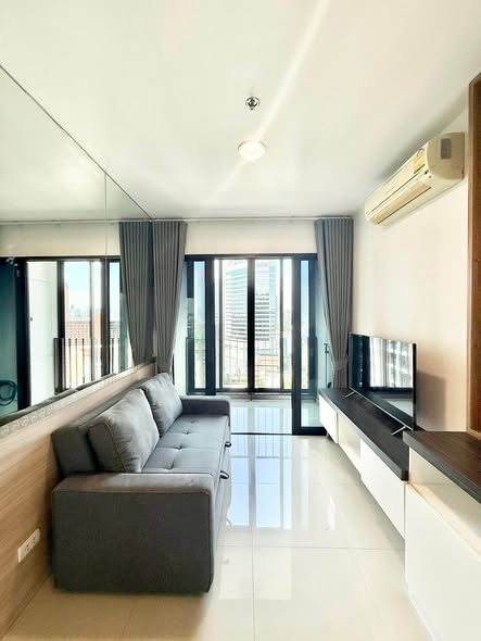 bedroom of IDEO Ratchada-Huai Khwang