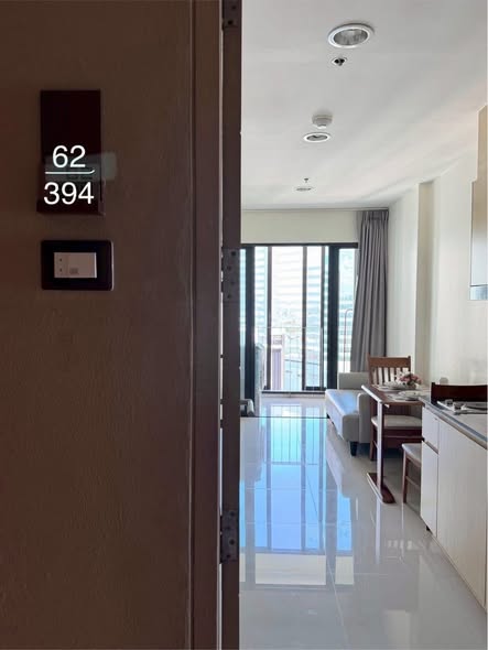room interior of IDEO Ratchada-Huai Khwang