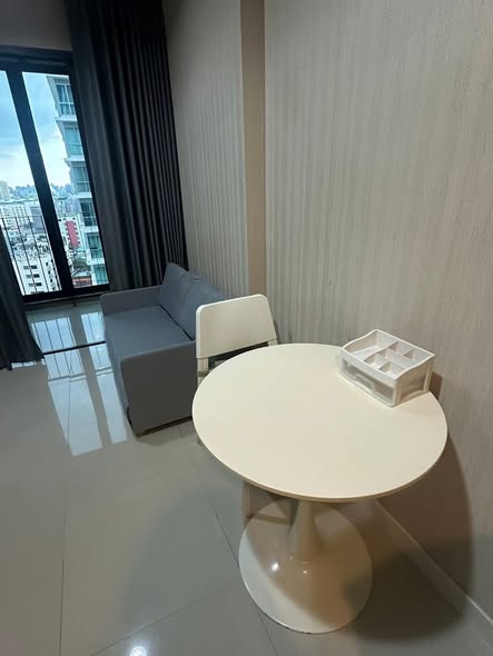room interior of IDEO Ratchada-Huai Khwang