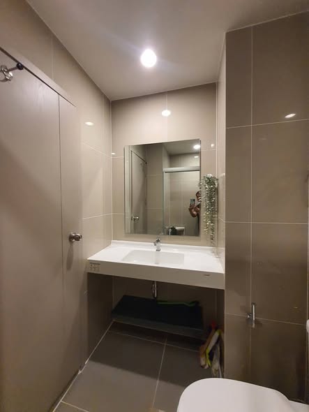 bathroom of Ideo Ratchada-Sutthisan