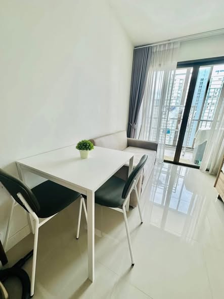 room interior of Ideo Sathon-Taksin