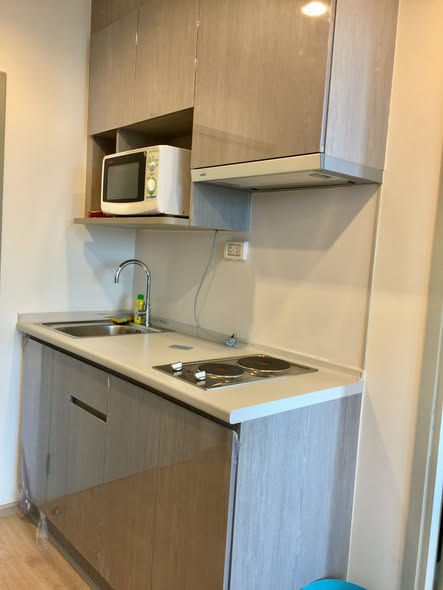kitchen of Ideo Sathon-Tha Phra