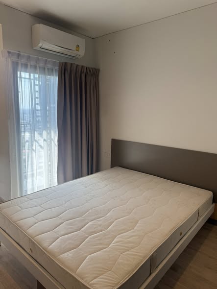 bedroom of Ideo Sathon-Wongwian Yai