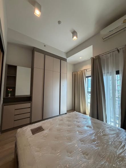 bedroom of Ideo Sathon-Wongwian Yai